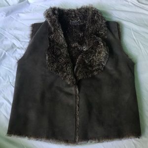 Velvet brand faux fur vest size small
